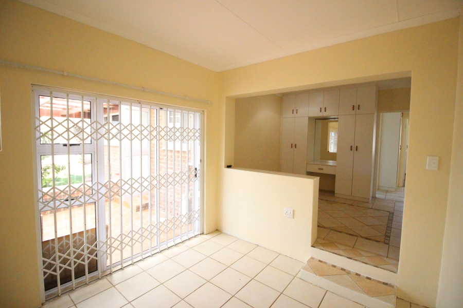 To Let 3 Bedroom Property for Rent in Kidds Beach Eastern Cape